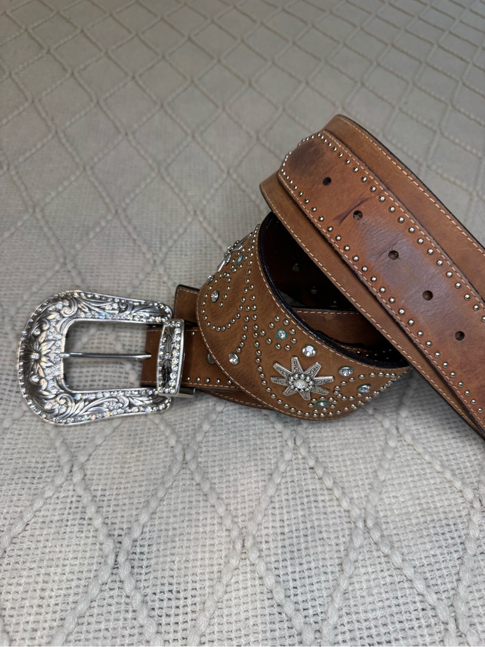 Nocona Belt Co Women’s M Genuine Leather Western Rhinestone Cowgirl